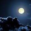 生活小知识：月亮为什么会发光？