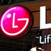  LG专利揭示了一款带有3个前置摄像头的手机