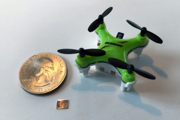 麻省理工学院的研究人员为像指甲一样小的无人机设计了一个微型计算机芯片