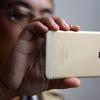 苹果公司在对速度缓慢的iPhone进行强烈抗议后表示道歉 并提供优惠电池