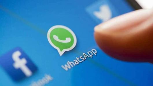 WhatsApp通过其转发信息和频繁转发的功能来处理虚假内容