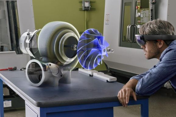 微软为工作场所推出了新的AI和HoloLens服务
