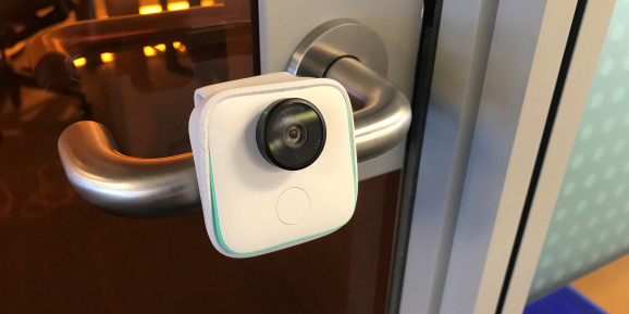 谷歌推出了Clips相机这是将AI带入家庭小工具的最新举措