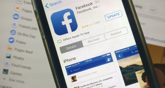 Facebook Lite获得反应和自定义相机效果