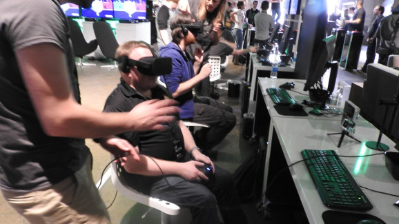 Minecraft在三星Gear VR耳机上进入虚拟现实