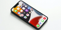 iPhone15ProMax配备潜望式相机镜头