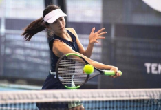 田亮女儿森碟将参加职业网球比赛