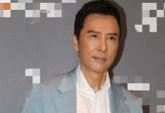 甄子丹称约杨紫琼庆功要排队